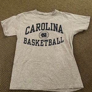 Small UNC basketball shirt